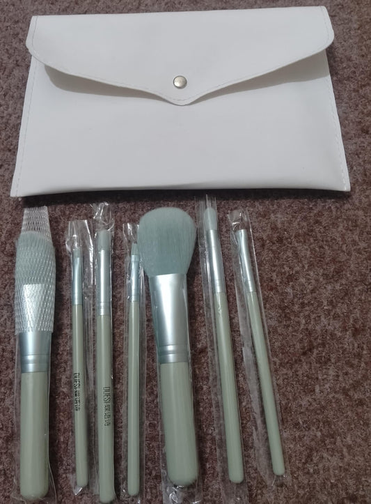 7-pcs-makeup-brush-set-complete-lip-brush-eye-shadow-loose-powder-brush-beauty-tools-with-pouch-green